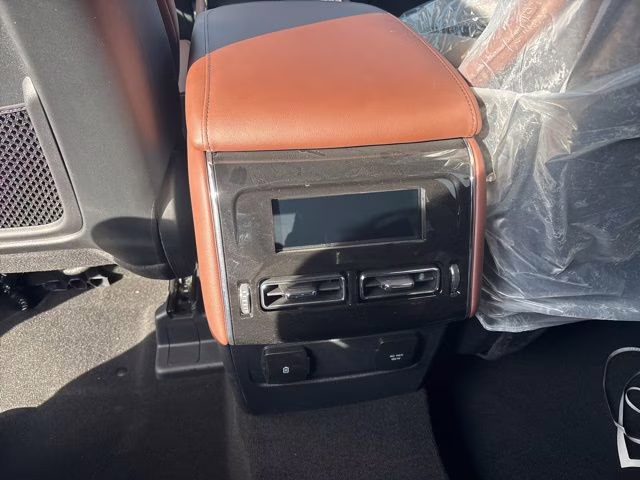 2026 Pristine White Metallic Tri-Coat Lincoln Aviator Reserve AWD SUV