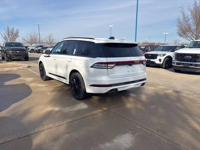 2026 Pristine White Metallic Tri-Coat Lincoln Aviator Reserve AWD SUV