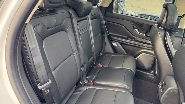 2026 Pristine White Metallic Tri-Coat Lincoln Corsair Reserve AWD SUV