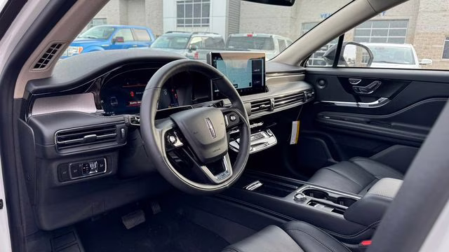 2026 Pristine White Metallic Tri-Coat Lincoln Corsair Reserve AWD SUV