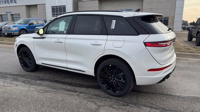 2026 Pristine White Metallic Tri-Coat Lincoln Corsair Reserve AWD SUV