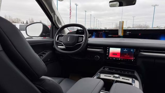 2026 Infinite Black Metallic Clearcoat Lincoln Navigator Reserve 4X4 SUV