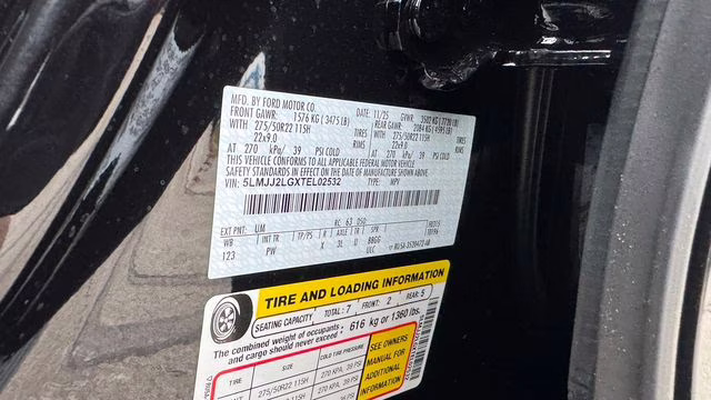 2026 Infinite Black Metallic Clearcoat Lincoln Navigator Reserve 4X4 SUV