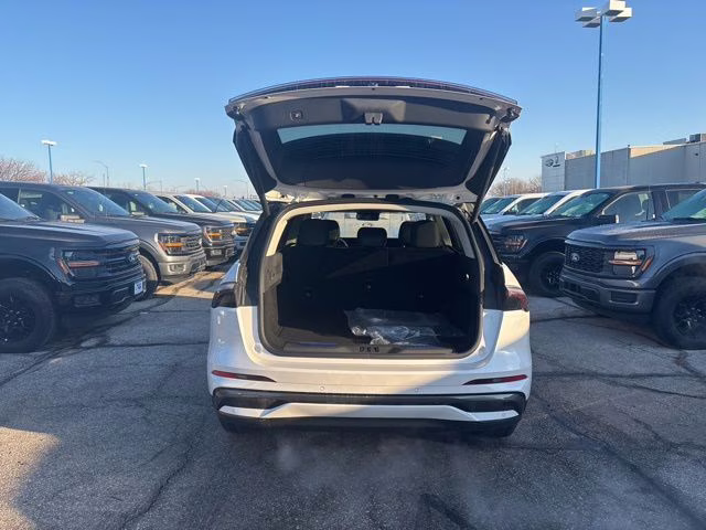 2026 White Platinum Clearcoat Metallic Lincoln Nautilus Reserve AWD SUV