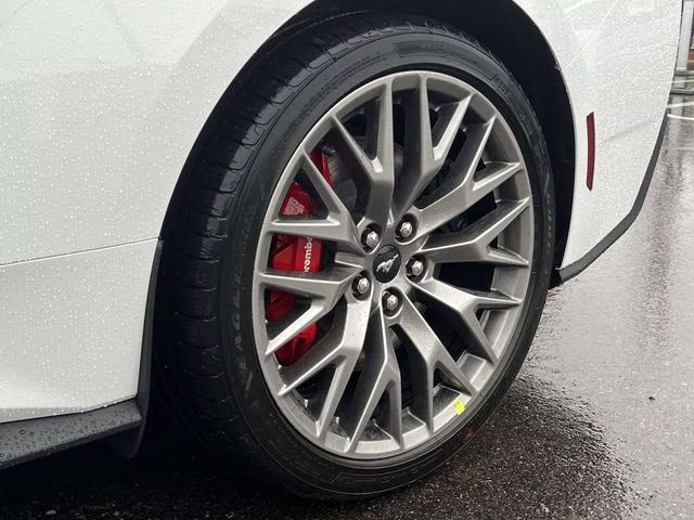 2026 Oxford White Ford Mustang GT Premium RWD Coupe