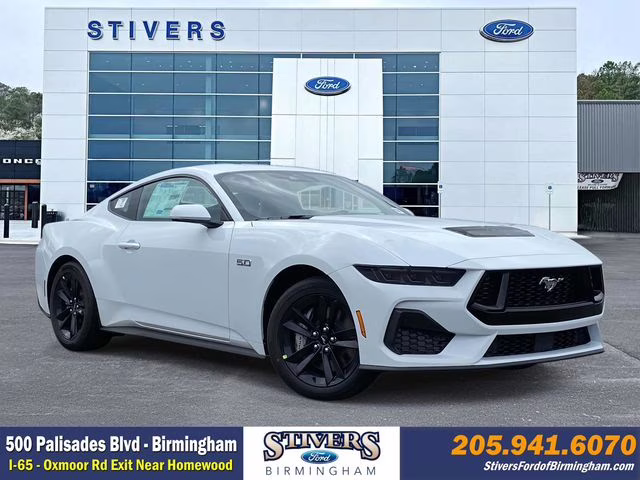 2026 Oxford White Ford Mustang GT RWD Coupe