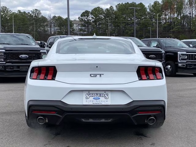 2026 Oxford White Ford Mustang GT RWD Coupe