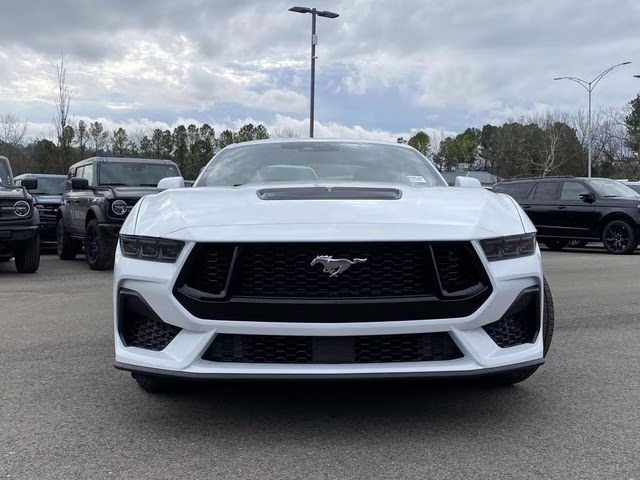 2026 Oxford White Ford Mustang GT RWD Coupe
