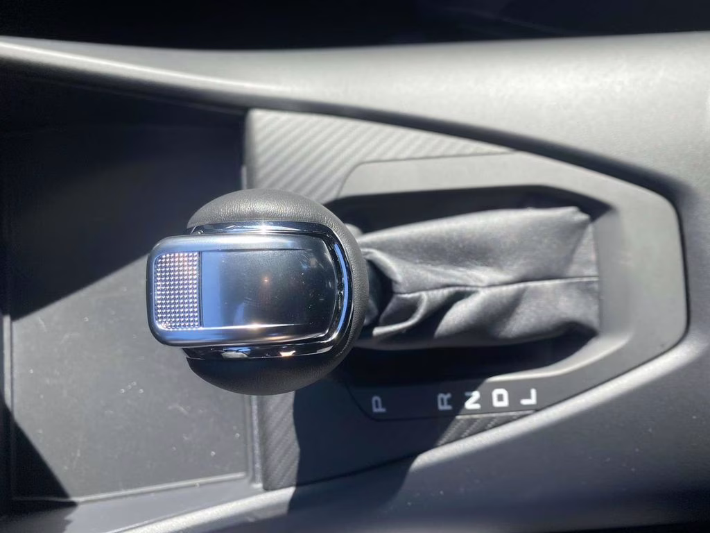 2025 Oxford White Ford Mustang EcoBoost RWD Coupe