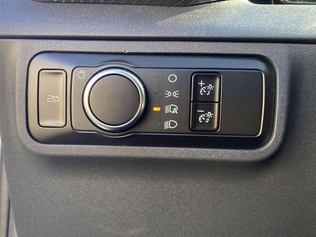 2025 Oxford White Ford Mustang EcoBoost RWD Coupe