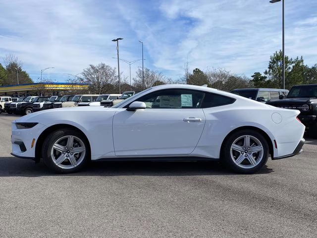 2026 Oxford White Ford Mustang EcoBoost RWD Coupe