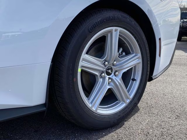 2026 Oxford White Ford Mustang EcoBoost RWD Coupe