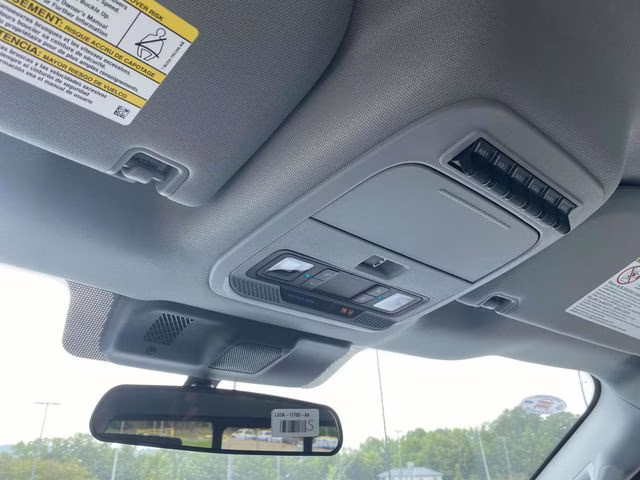 2025 Oxford White Ford Super Duty F-350 DRW XL 4X4 Chassis