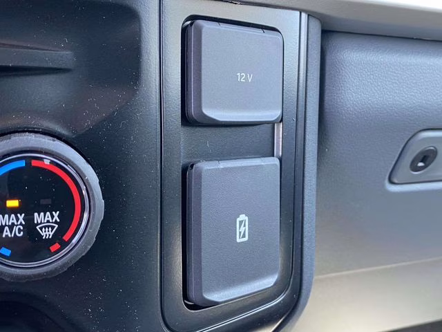 2026 Oxford White Ford Super Duty F-350 DRW XL 4X4 Chassis