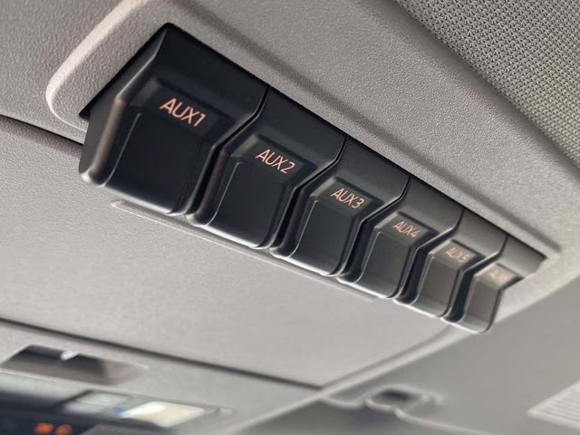 2026 Oxford White Ford Super Duty F-350 DRW XL 4X4 Chassis