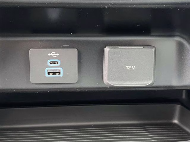 2026 Oxford White Ford Super Duty F-350 DRW XL 4X4 Chassis