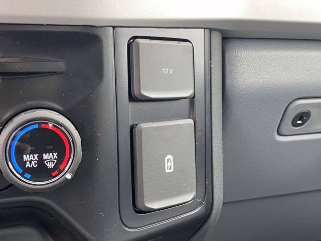 2026 Oxford White Ford Super Duty F-350 DRW XL 4X4 Chassis