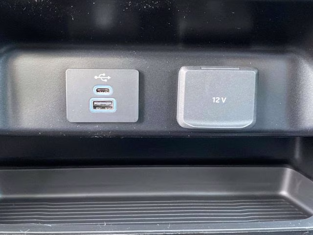 2026 Oxford White Ford Super Duty F-350 DRW XL 4X4 Chassis