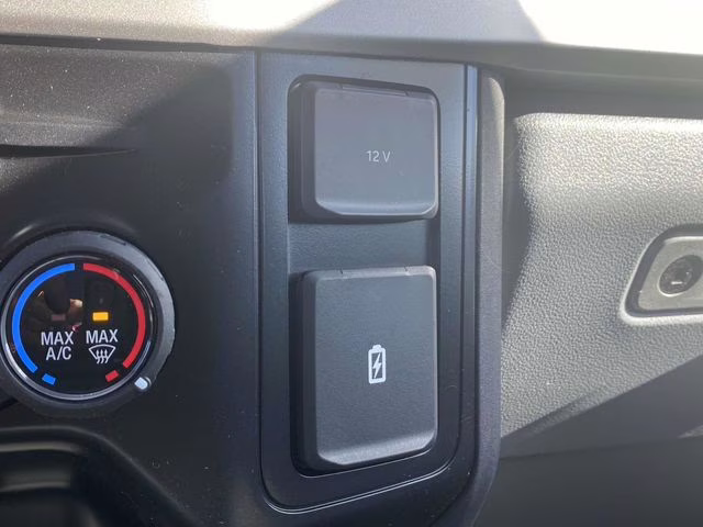 2026 Oxford White Ford Super Duty F-350 DRW XL 4X4 Chassis