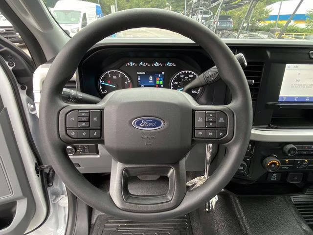 2025 Oxford White Ford F-600SD XL RWD Chassis