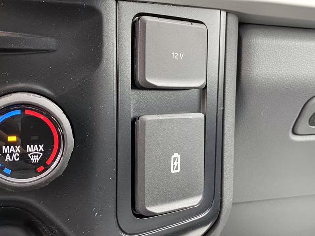 2025 Oxford White Ford F-600SD XL RWD Chassis