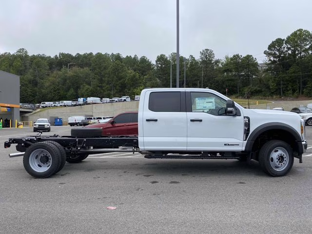 2025 Oxford White Ford F-600SD XL RWD Chassis