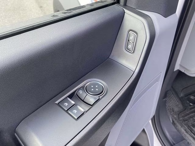 2025 Oxford White Ford F-600SD XL RWD Chassis