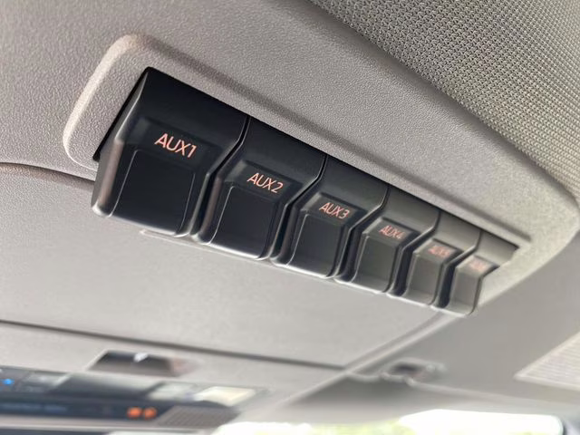 2026 Oxford White Ford Super Duty F-550 DRW XL 4X4 Chassis