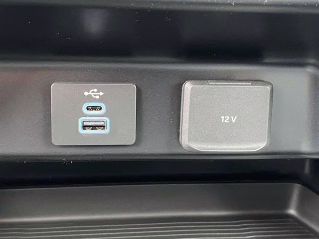 2026 Oxford White Ford Super Duty F-550 DRW XL 4X4 Chassis