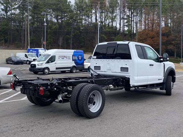 2026 Oxford White Ford Super Duty F-550 DRW XL 4X4 Chassis