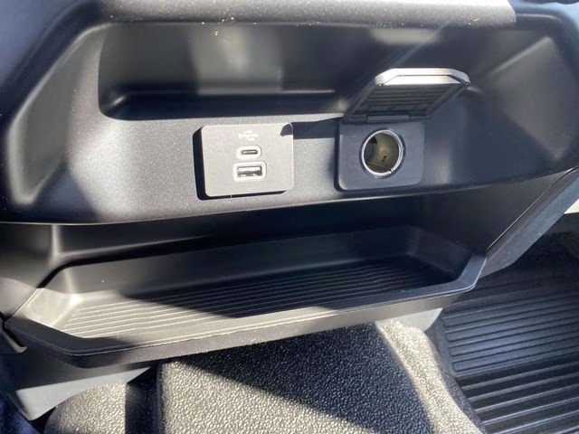 2026 Oxford White Ford Super Duty F-550 DRW XL 4X4 Chassis