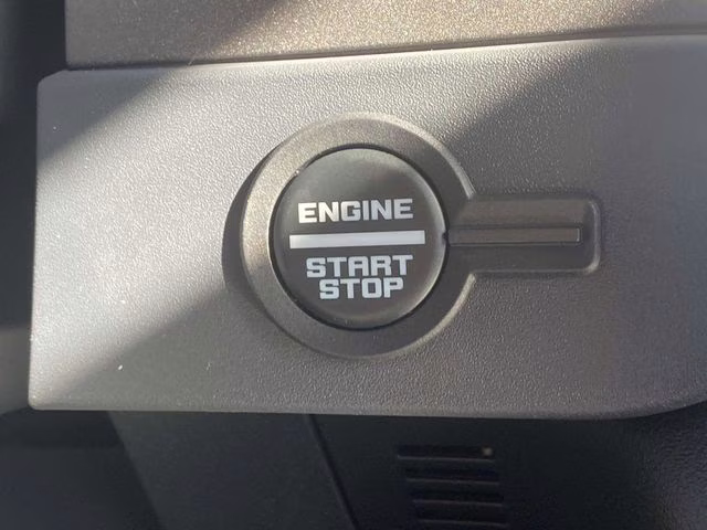 2025 Oxford White Ford Bronco Base 4X4 SUV