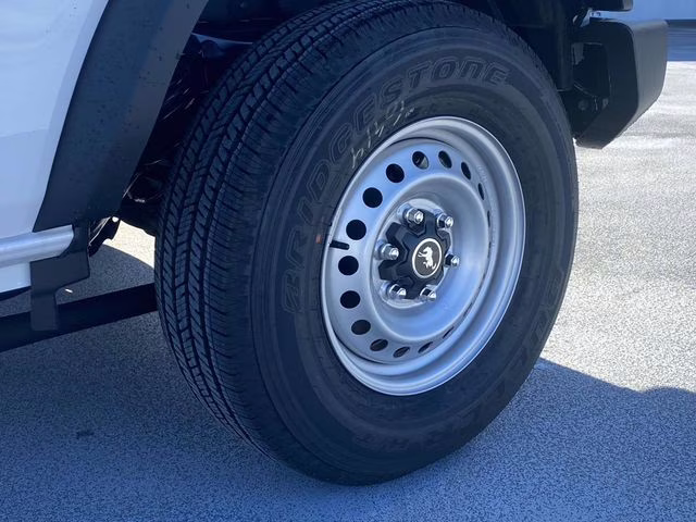 2025 Oxford White Ford Bronco Base 4X4 SUV