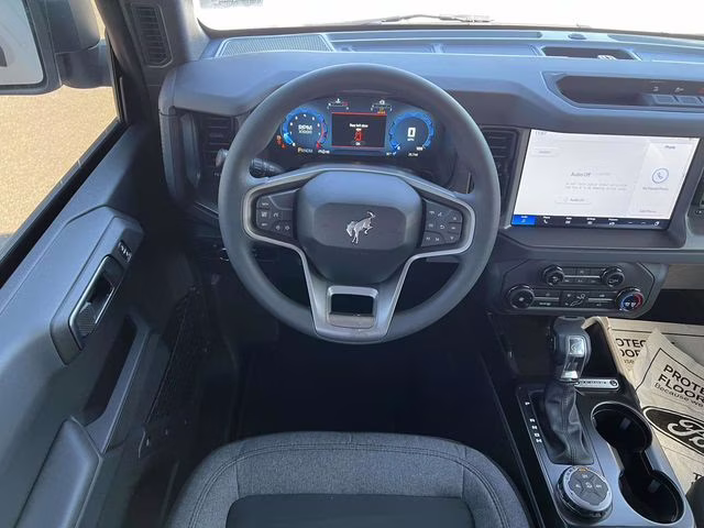 2025 Oxford White Ford Bronco Base 4X4 SUV