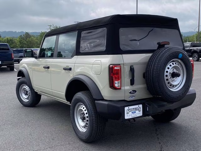 2025 Desert Sand Ford Bronco Base 4X4 SUV