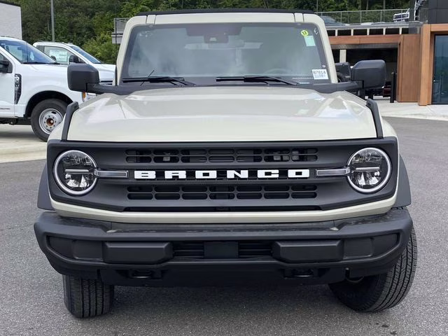 2025 Desert Sand Ford Bronco Base 4X4 SUV