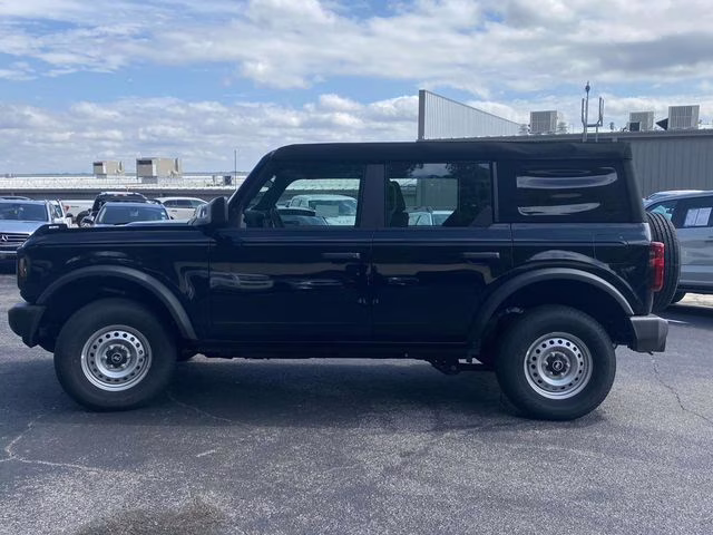 2025 Shadow Black Ford Bronco Base 4X4 SUV