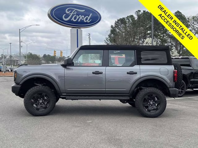 2025 Carbonized Gray Metallic Ford Bronco Base 4X4 SUV