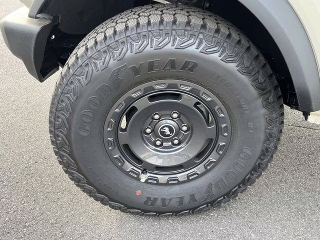 2025 Desert Sand Ford Bronco Base 4X4 SUV