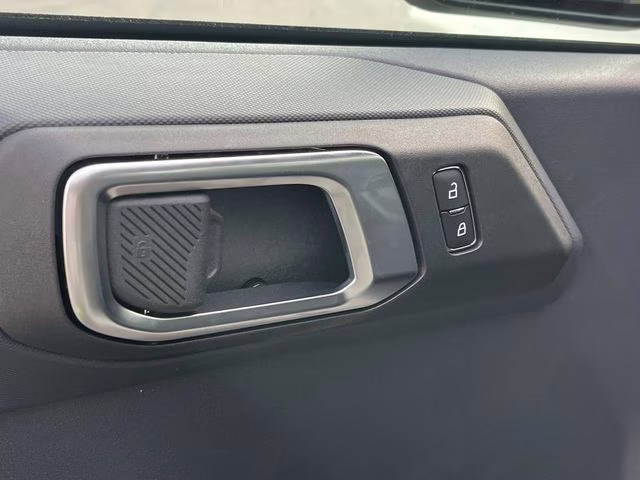 2025 Desert Sand Ford Bronco Base 4X4 SUV