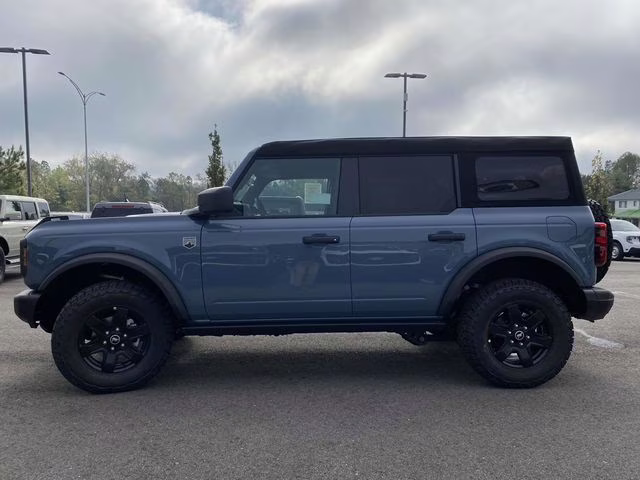 2025 Azure Gray Metallic Ford Bronco Big Bend 4X4 SUV