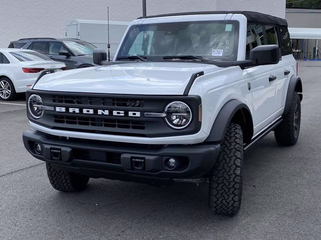2025 Oxford White Ford Bronco Big Bend 4X4 SUV