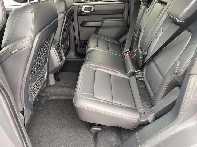 2026 Gray Metallic Ford Bronco Badlands 4X4 SUV