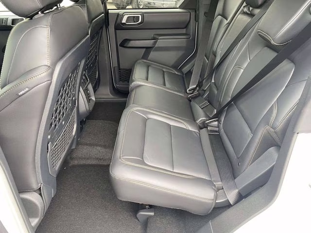 2026 Avalanche Ford Bronco Badlands 4X4 SUV