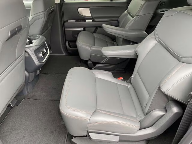 2025 Gray Metallic Ford Expedition Max Active RWD SUV