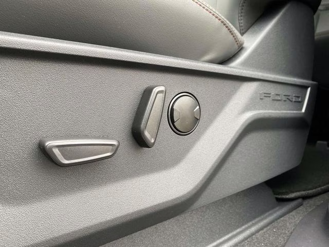 2025 Gray Metallic Ford Expedition Max Active RWD SUV