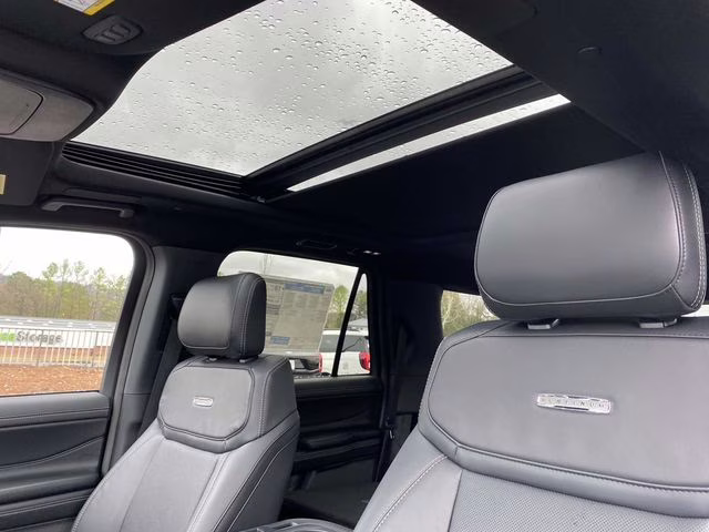 2025 Star White Metallic Tri-Coat Ford Expedition Max Platinum 4X4 SUV