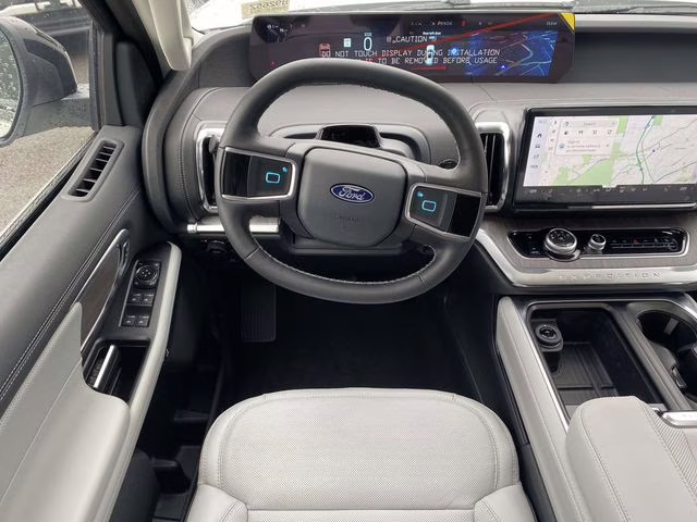 2026 White Metallic Ford Expedition Max Platinum 4X4 SUV