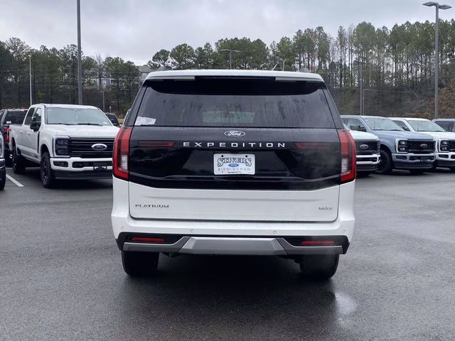 2026 White Metallic Ford Expedition Max Platinum 4X4 SUV