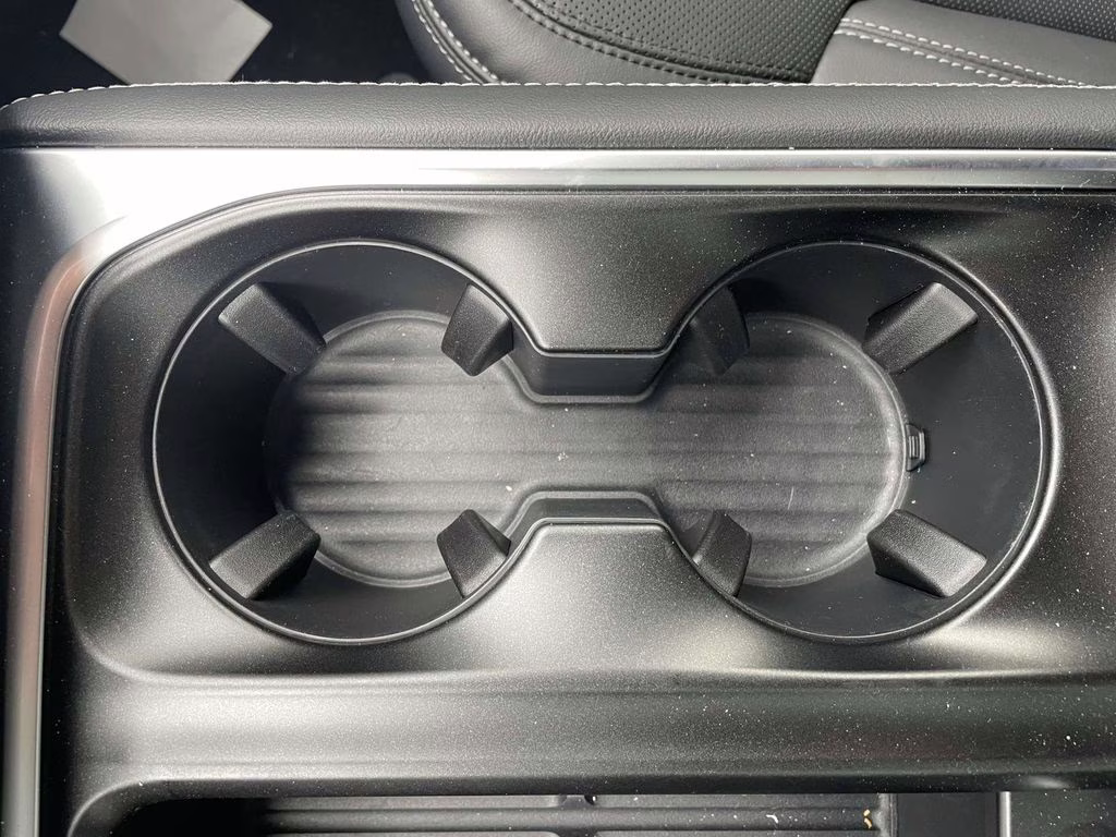 2026 Space Silver Metallic Ford Expedition Platinum 4X4 SUV